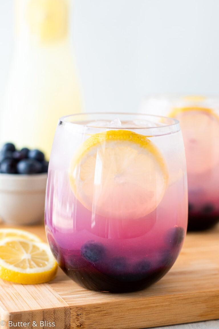 Single glass of blueberry lemonade
