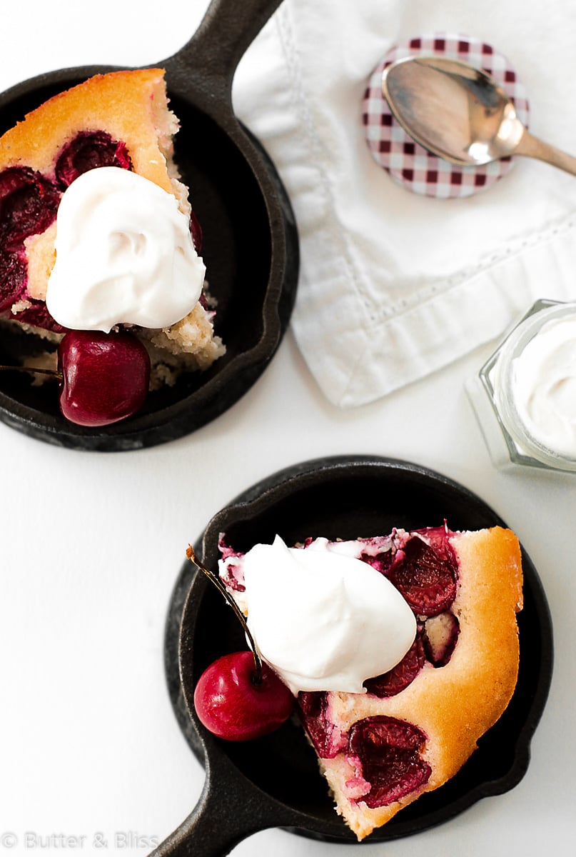 Mini Berry Skillet Cake