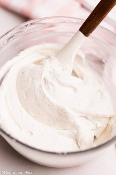 Finished process of making frosting without butter.