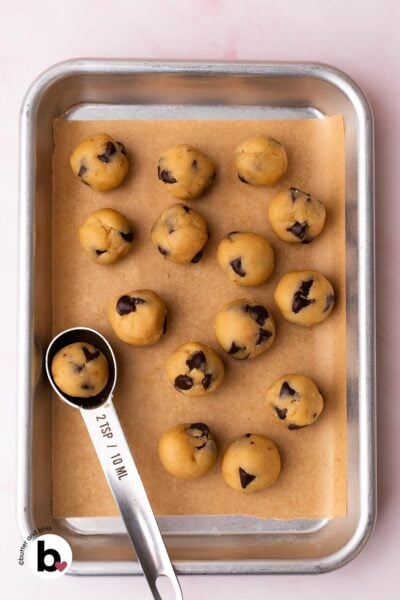 Edible cookie dough rolled into balls to make cookie dough bites.